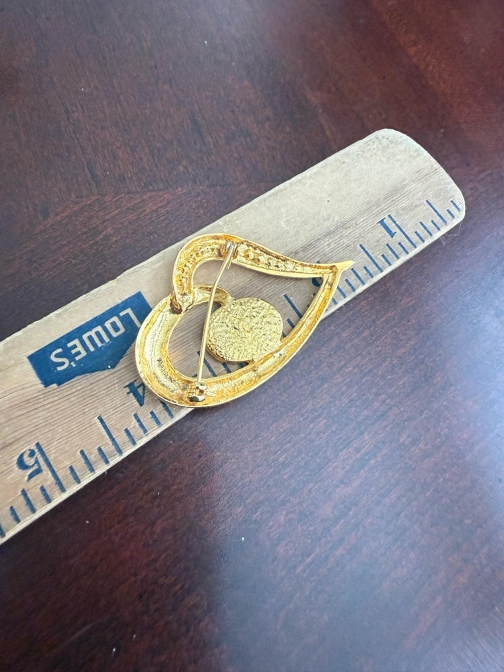 Vintage Gold Tone Brooch - Picture 2 of 2